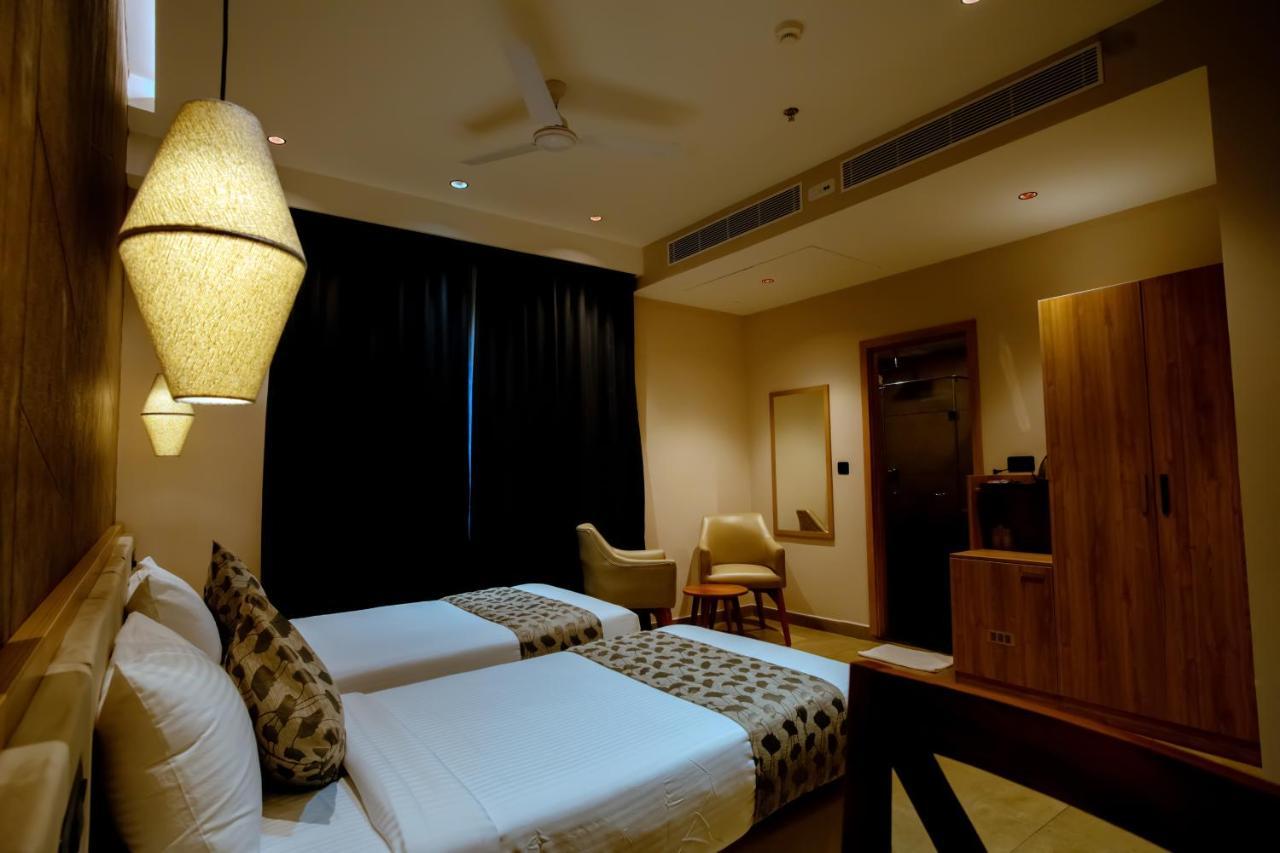 戈德亚姆 Beeza Clubhouse酒店 外观 照片