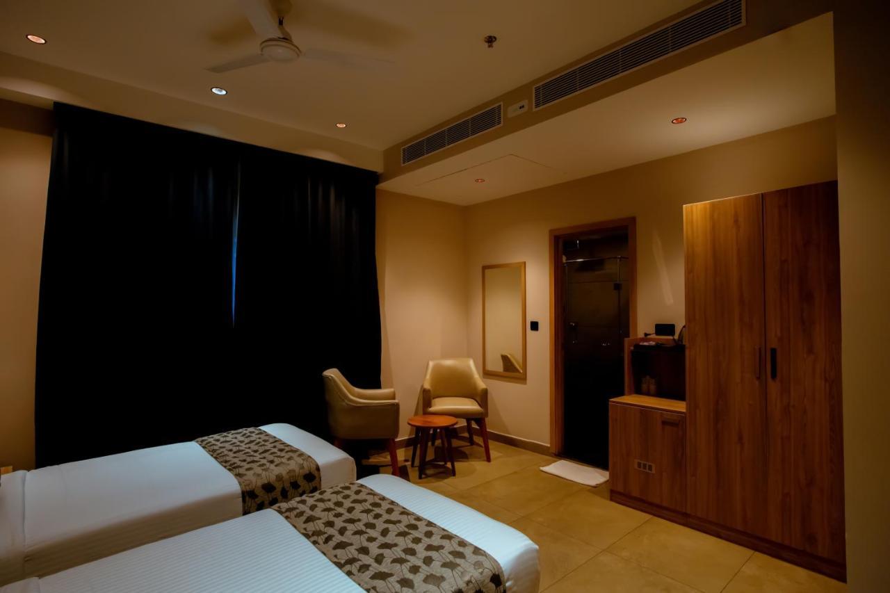 戈德亚姆 Beeza Clubhouse酒店 外观 照片